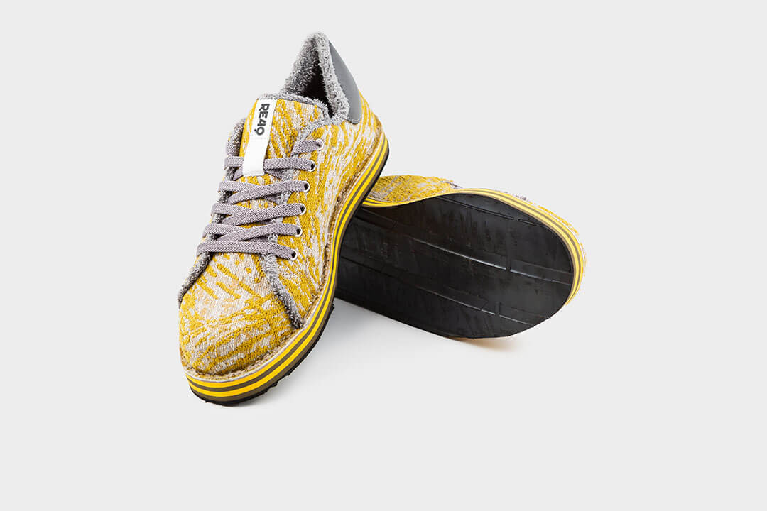 LIFESTYLE LIMITED EDITION SOFA FX01