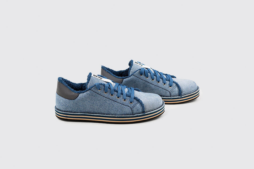 LIFESTYLE SNEAKERS JEANS 01